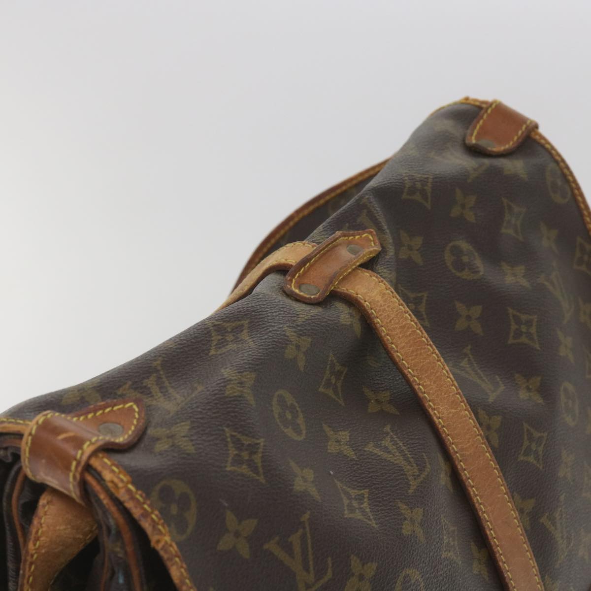 LOUIS VUITTON Monogram Saumur 35 Shoulder Bag M42254 LV Auth ar11433