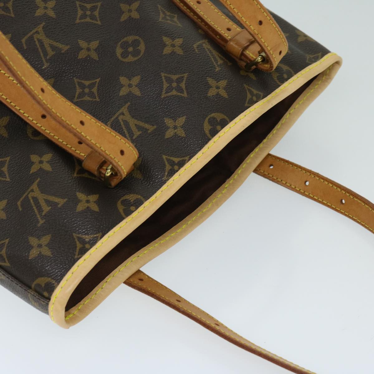 LOUIS VUITTON Monogram Bucket GM Shoulder Bag M42236 LV Auth ar11476B