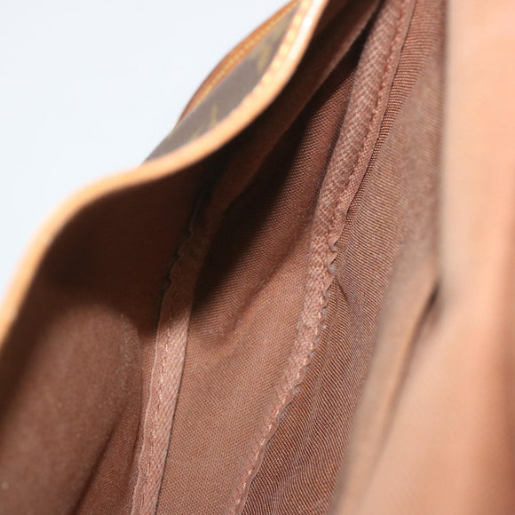 LOUIS VUITTON Monogram Saumur 30 Shoulder Bag M42256 LV Auth ar11479B