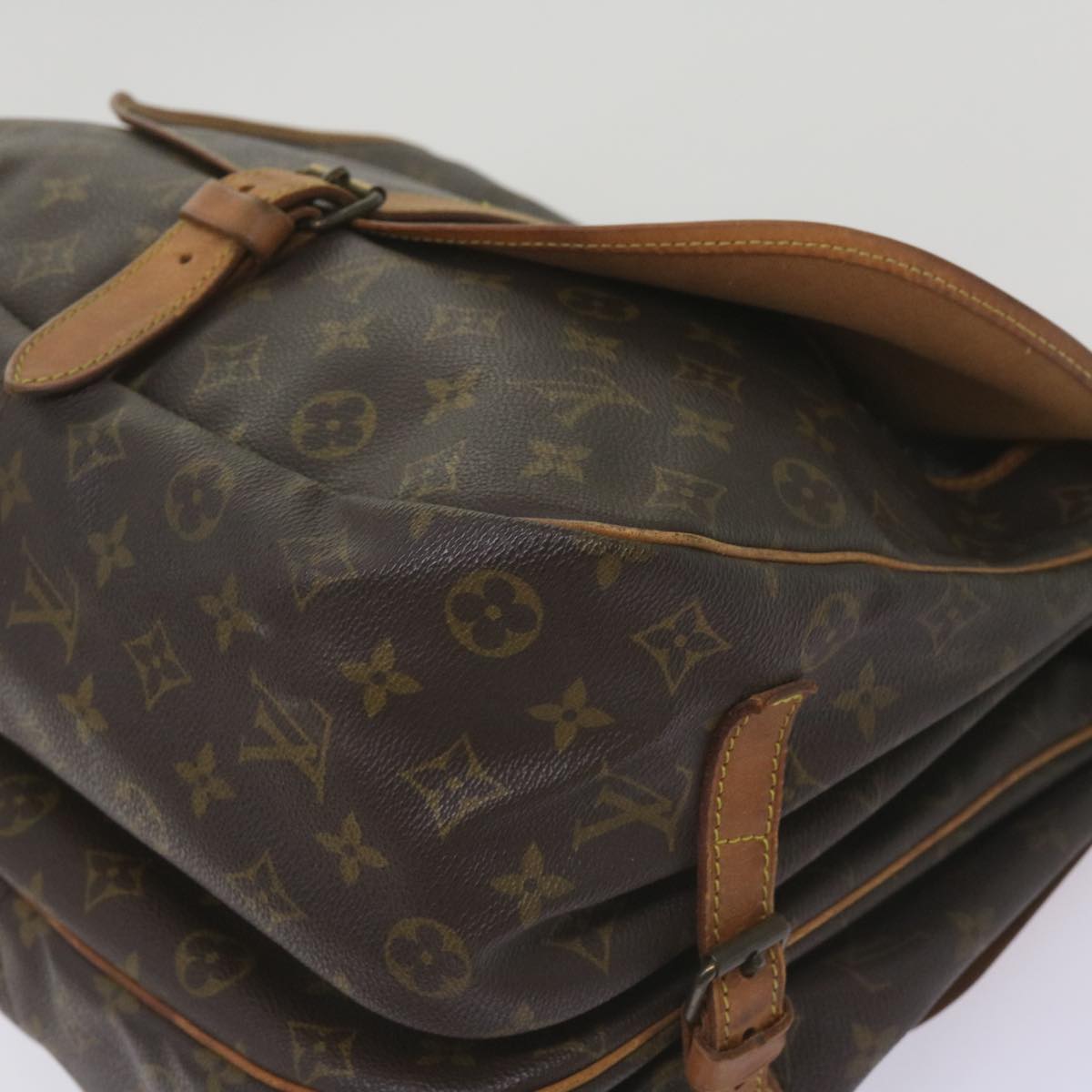 LOUIS VUITTON Monogram Saumur 35 Shoulder Bag M42254 LV Auth ar11481B