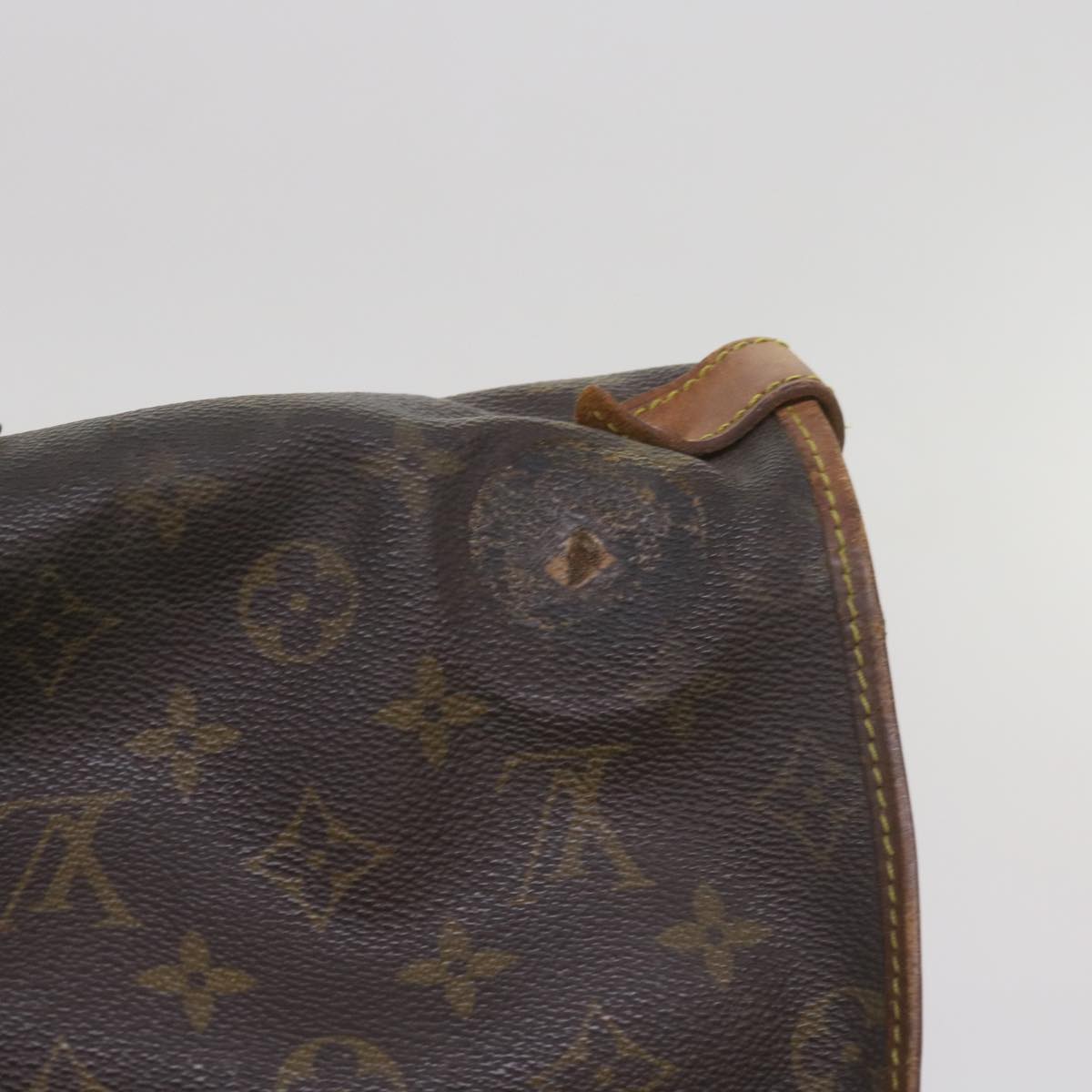 LOUIS VUITTON Monogram Saumur 35 Shoulder Bag M42254 LV Auth ar11481B