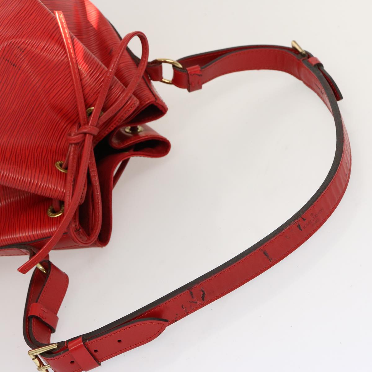 LOUIS VUITTON Epi Petit Noe Shoulder Bag Red M44107 LV Auth ar11584B