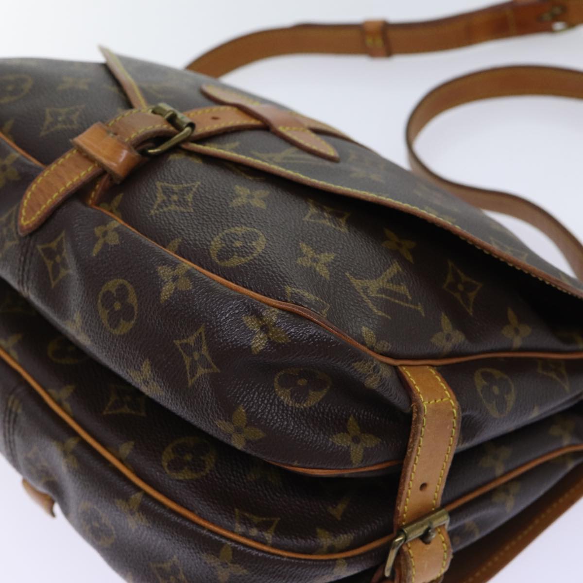 LOUIS VUITTON Monogram Saumur 30 Shoulder Bag M42256 LV Auth ar11621B