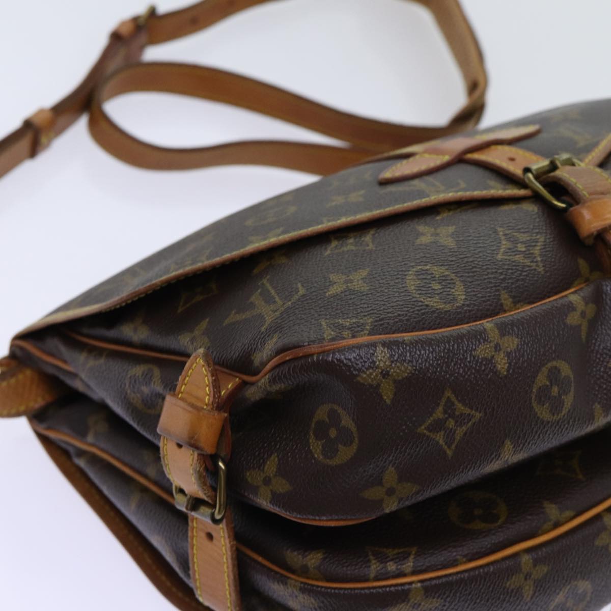 LOUIS VUITTON Monogram Saumur 30 Shoulder Bag M42256 LV Auth ar11621B