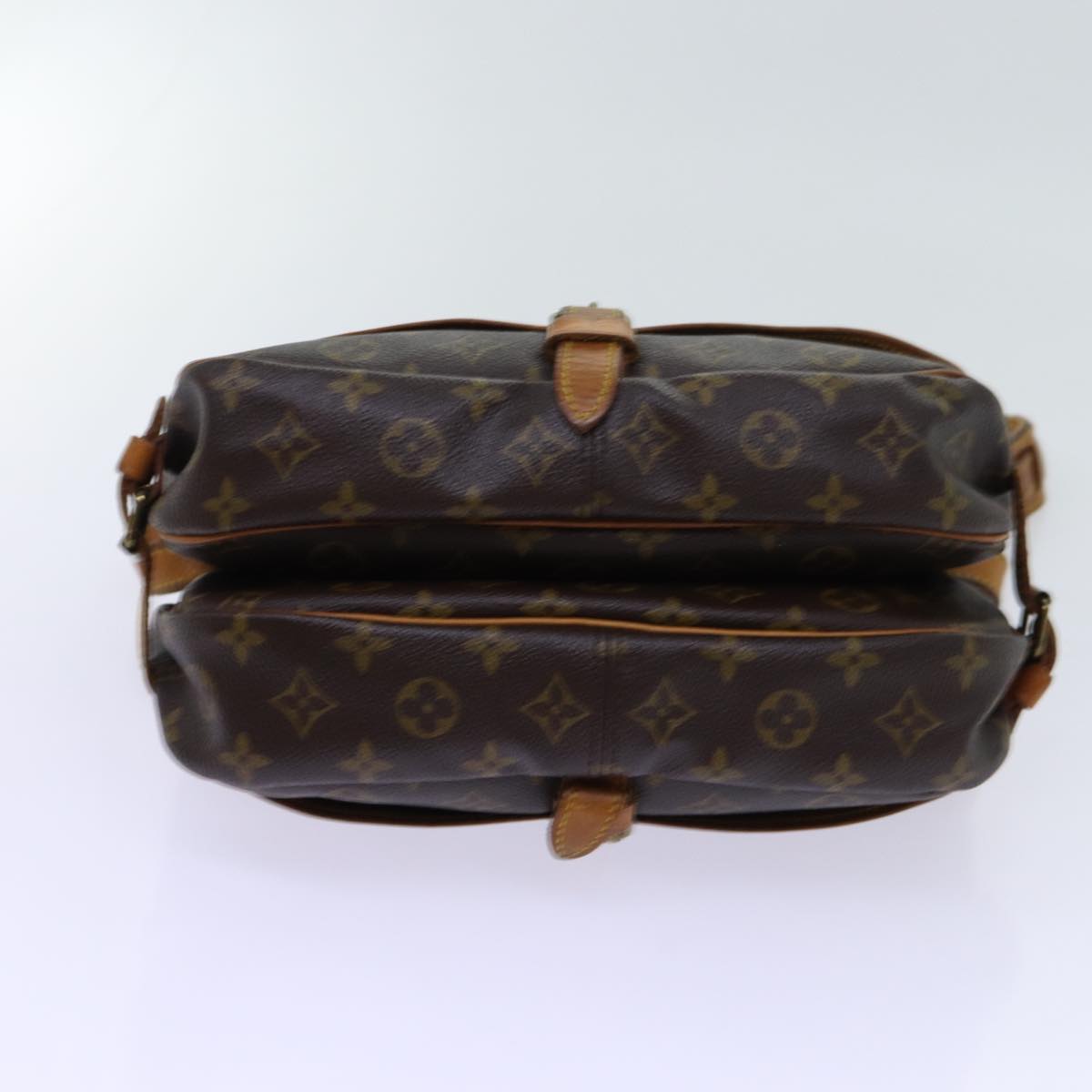 LOUIS VUITTON Monogram Saumur 30 Shoulder Bag M42256 LV Auth ar11621B