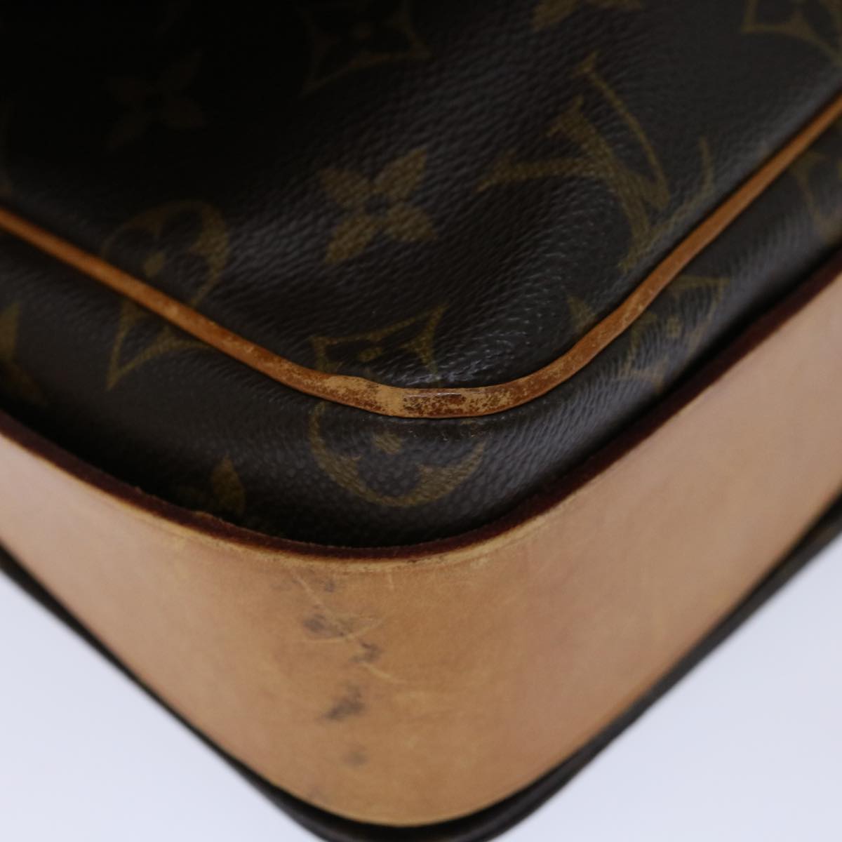 LOUIS VUITTON Monogram Cartouchiere GM Shoulder Bag M51252 LV Auth ar11622B