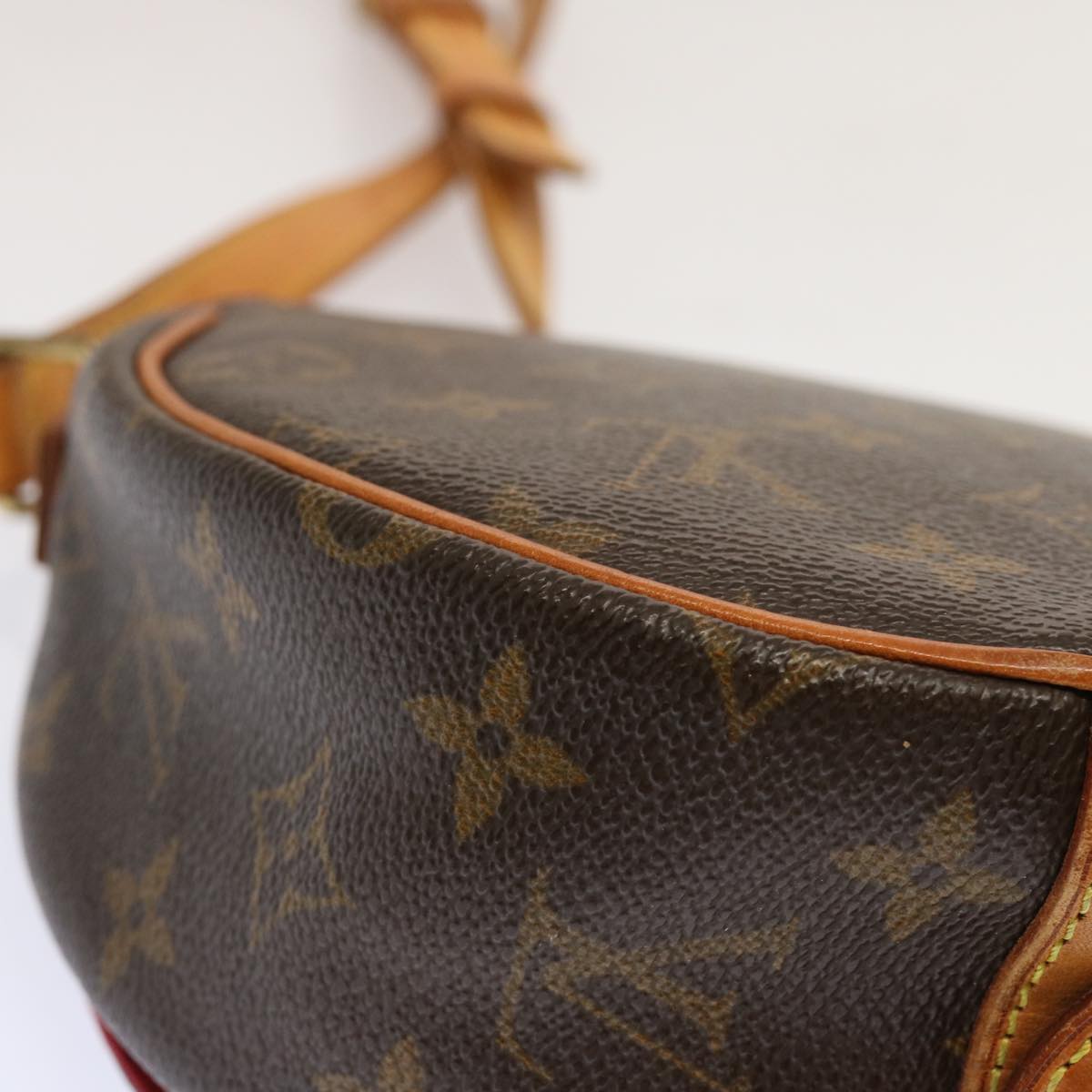 LOUIS VUITTON Monogram Tambourine Shoulder Bag M51179 LV Auth ar11629B