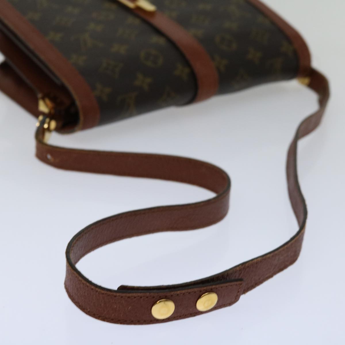 LOUIS VUITTON Monogram Ronpoan Shoulder Bag No.232 LV Auth ar11630B