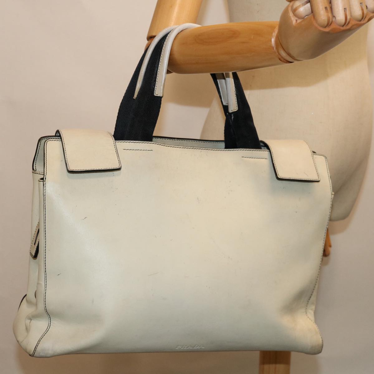 PRADA Hand Bag Leather White Auth ar11644B