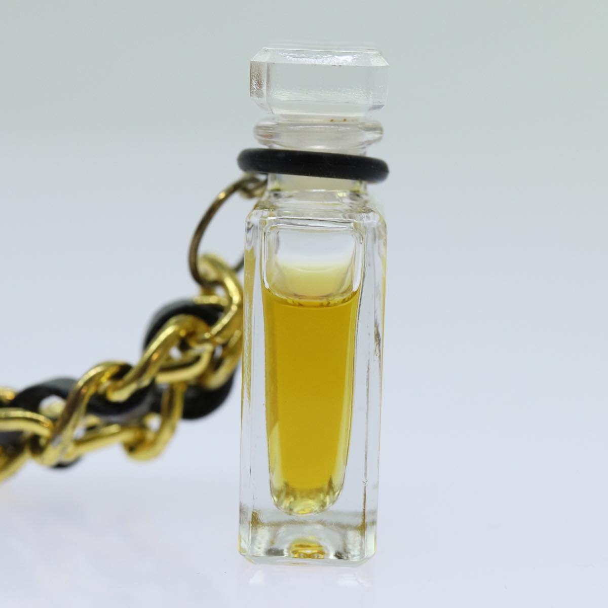CHANEL Perfume Necklace Gold CC Auth ar11668B