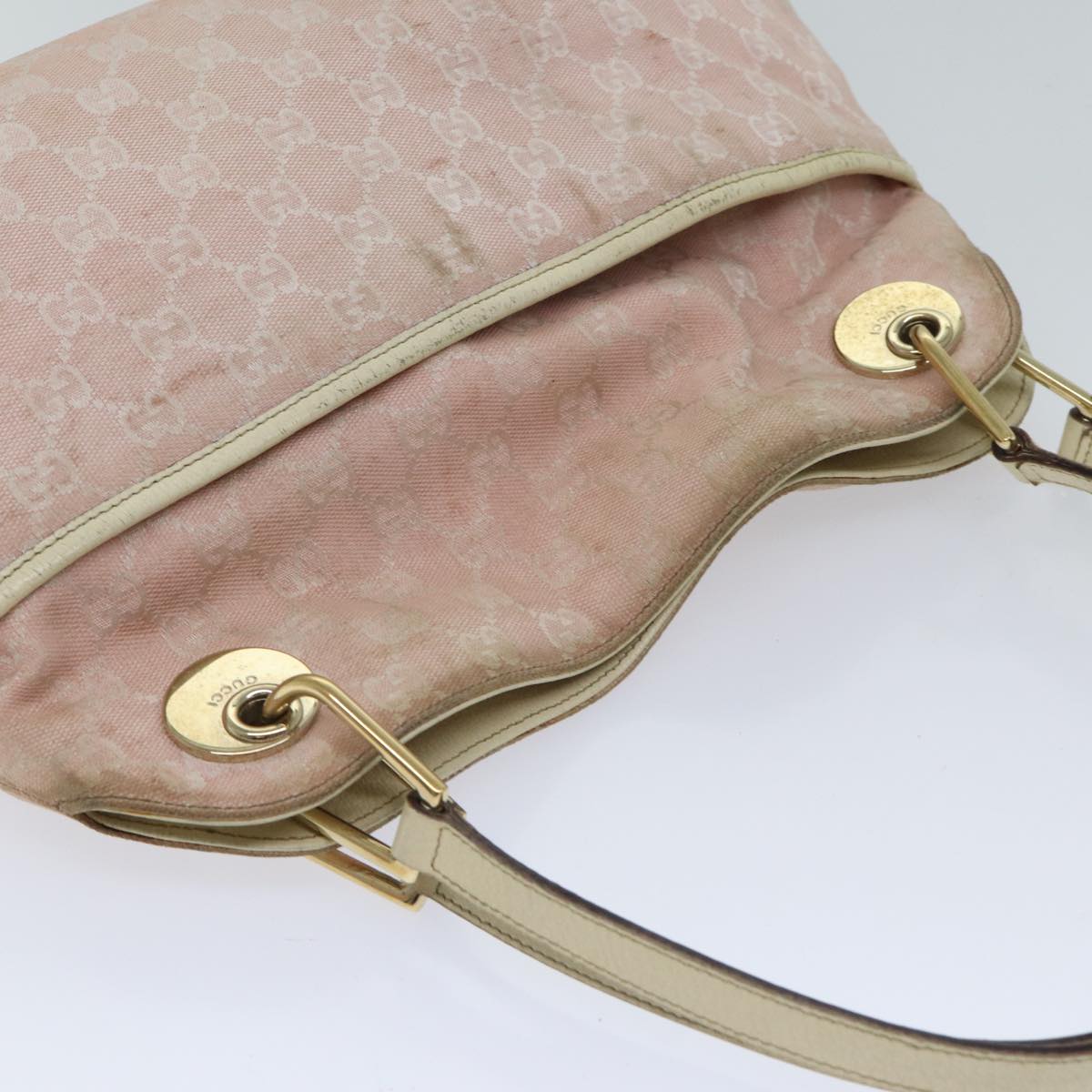 GUCCI GG Canvas Shoulder Bag Pink Auth ar11709