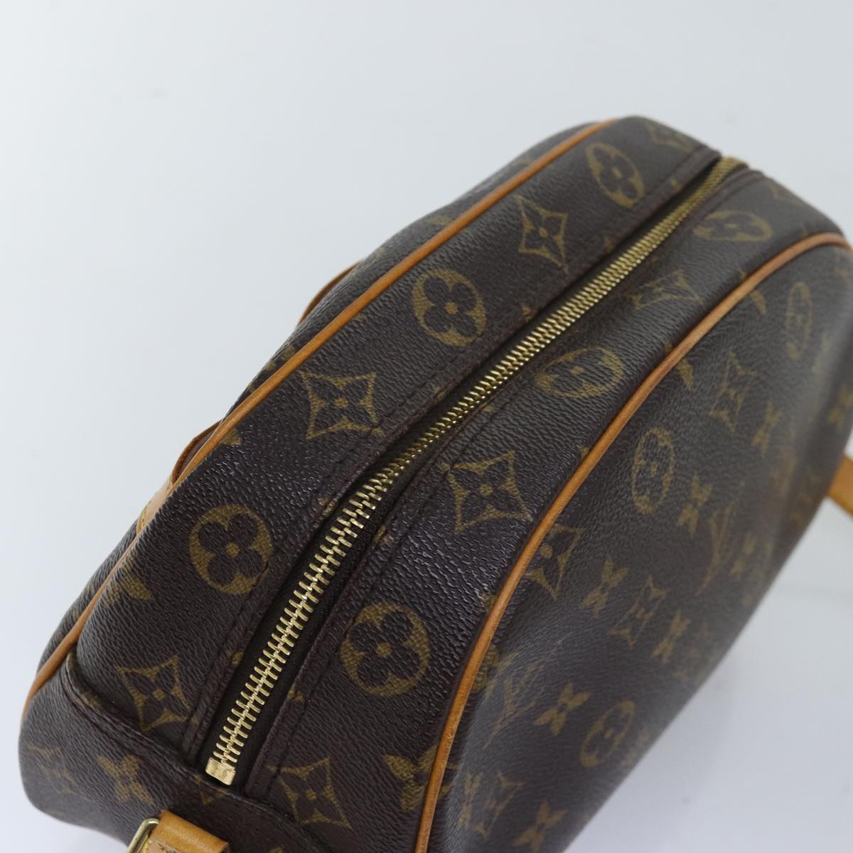 LOUIS VUITTON Monogram Blois Shoulder Bag M51221 LV Auth ar11790B