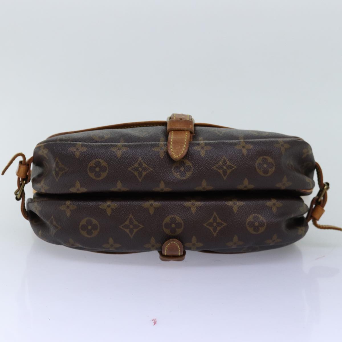 LOUIS VUITTON Monogram Saumur 30 Shoulder Bag M42256 LV Auth ar11831