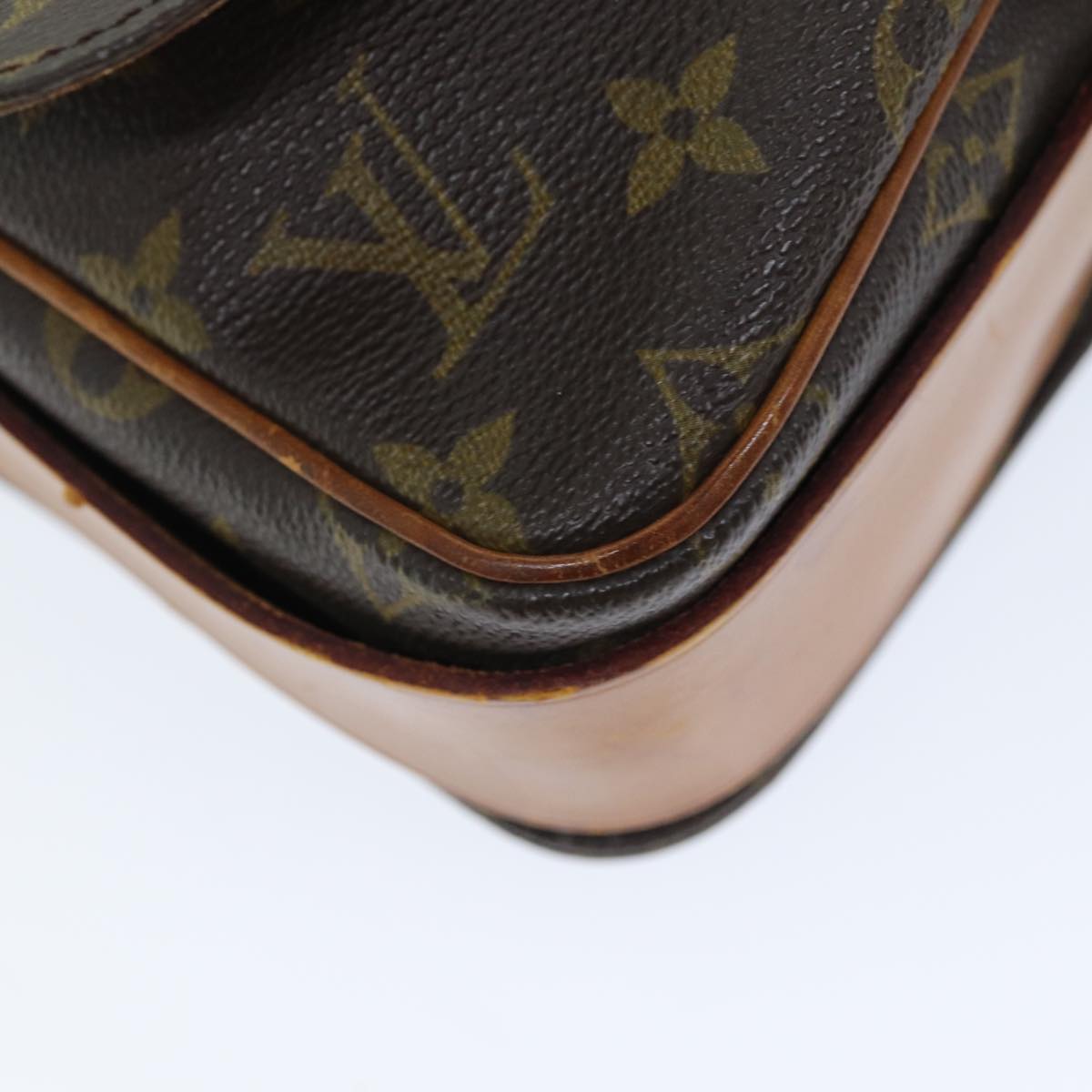 LOUIS VUITTON Monogram Cartouchiere MM Shoulder Bag M51253 LV Auth ar11865