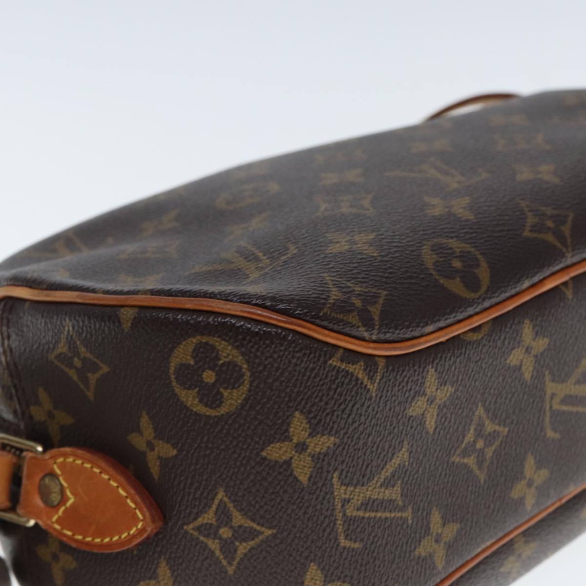 LOUIS VUITTON Monogram Blois Shoulder Bag M51221 LV Auth ar11951B