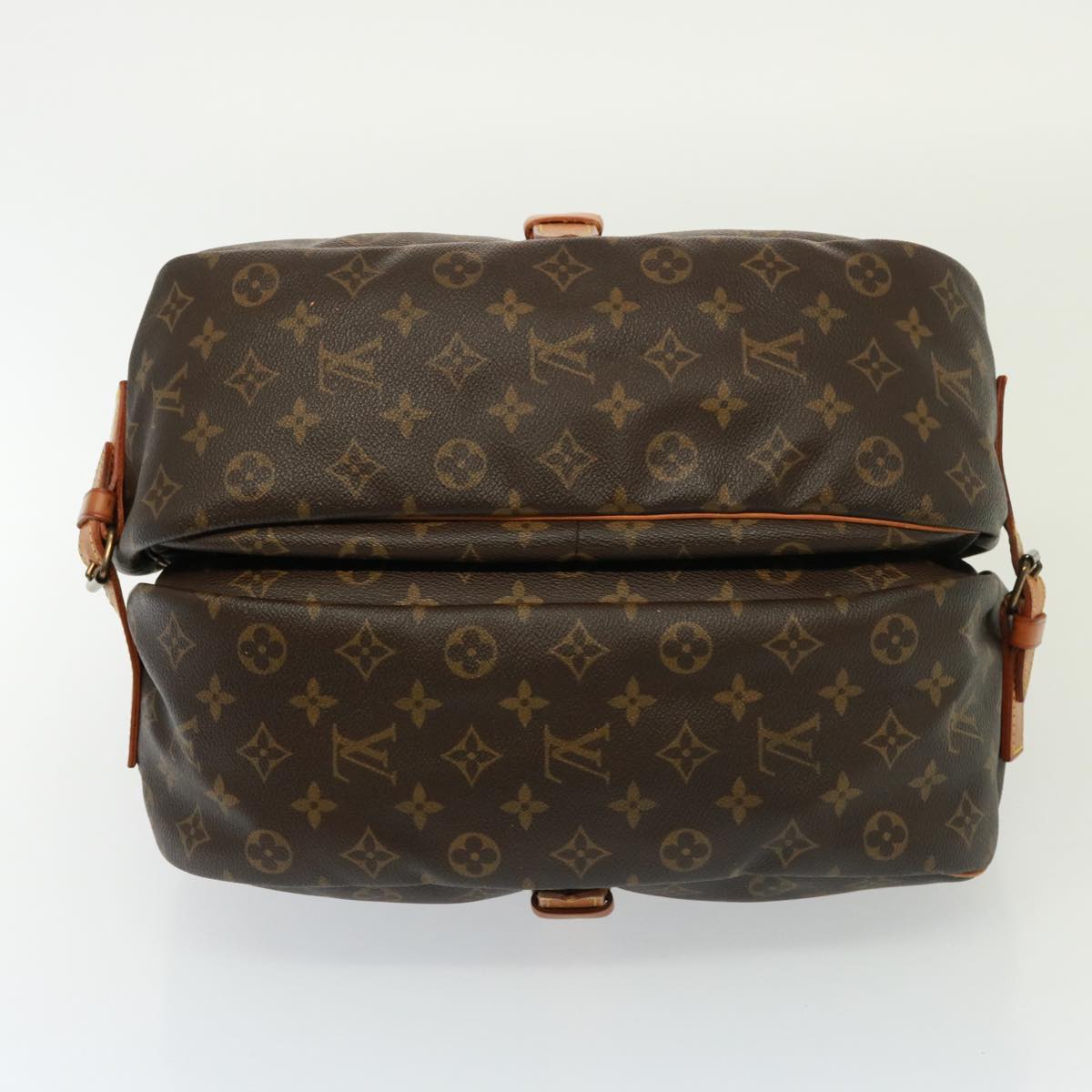 LOUIS VUITTON Monogram Saumur 35 Shoulder Bag M42254 LV Auth ar11953B