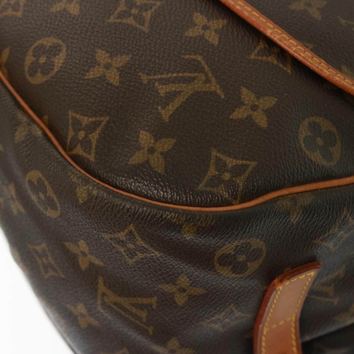 LOUIS VUITTON Monogram Saumur 35 Shoulder Bag M42254 LV Auth ar11953B