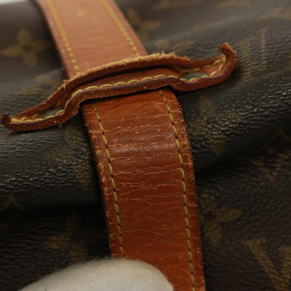 LOUIS VUITTON Monogram Saumur 35 Shoulder Bag M42254 LV Auth ar11953B