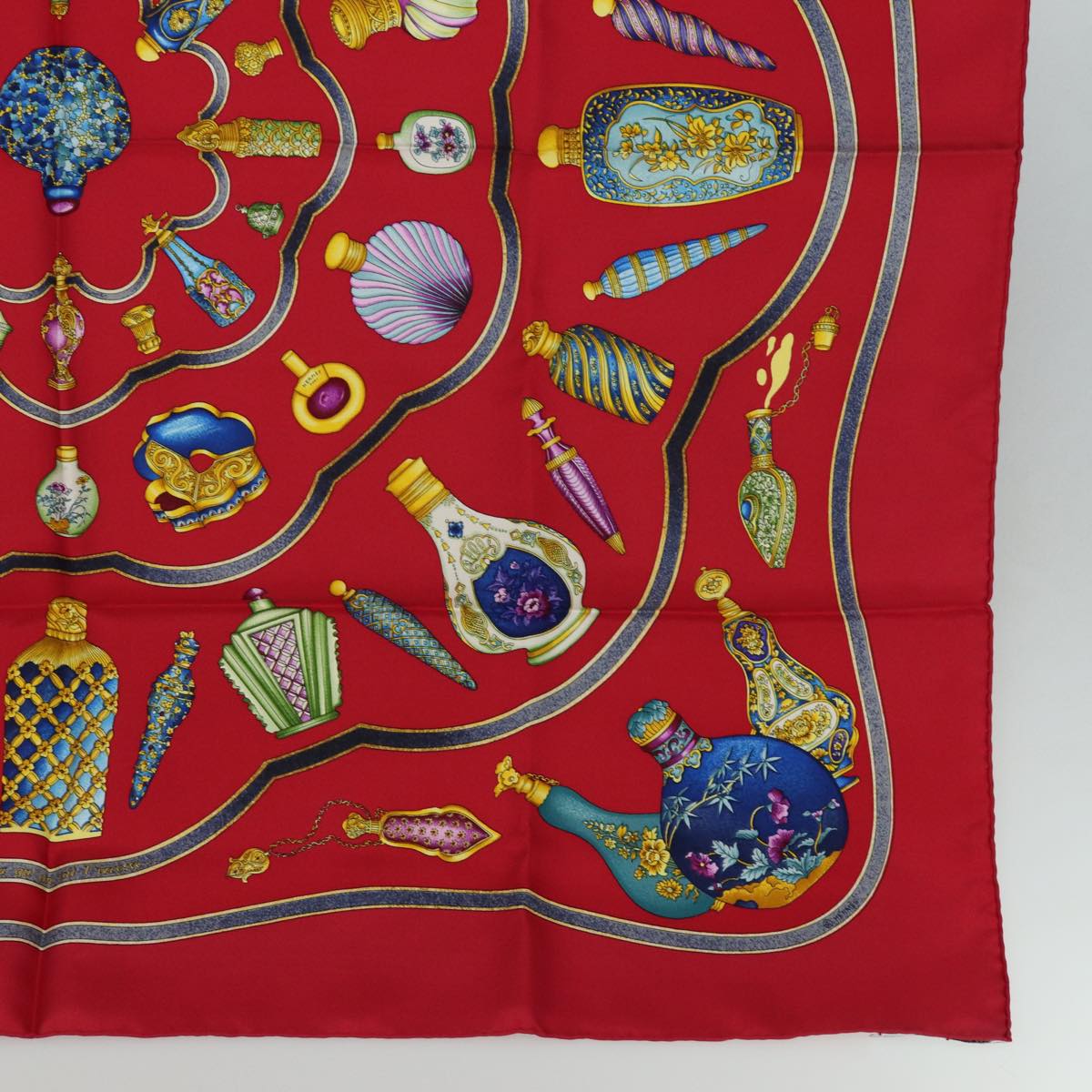 HERMES Carre 90 Scarf qu importe le flacon perfume bottle Silk Red Auth ar11973