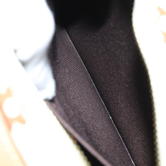 LOUIS VUITTON Craggy Envelope Messenger Isetan Open Only M25408 LV Auth ar12010SM