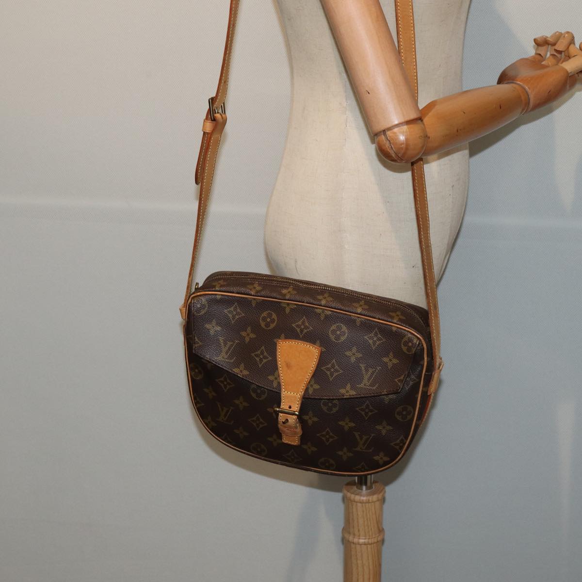 LOUIS VUITTON Monogram Jeune Fille GM Shoulder Bag M51225 LV Auth ar12022