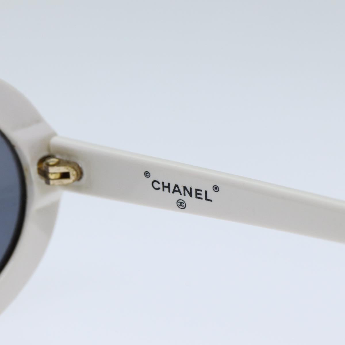 CHANEL Sunglasses plastic White CC Auth ar12069