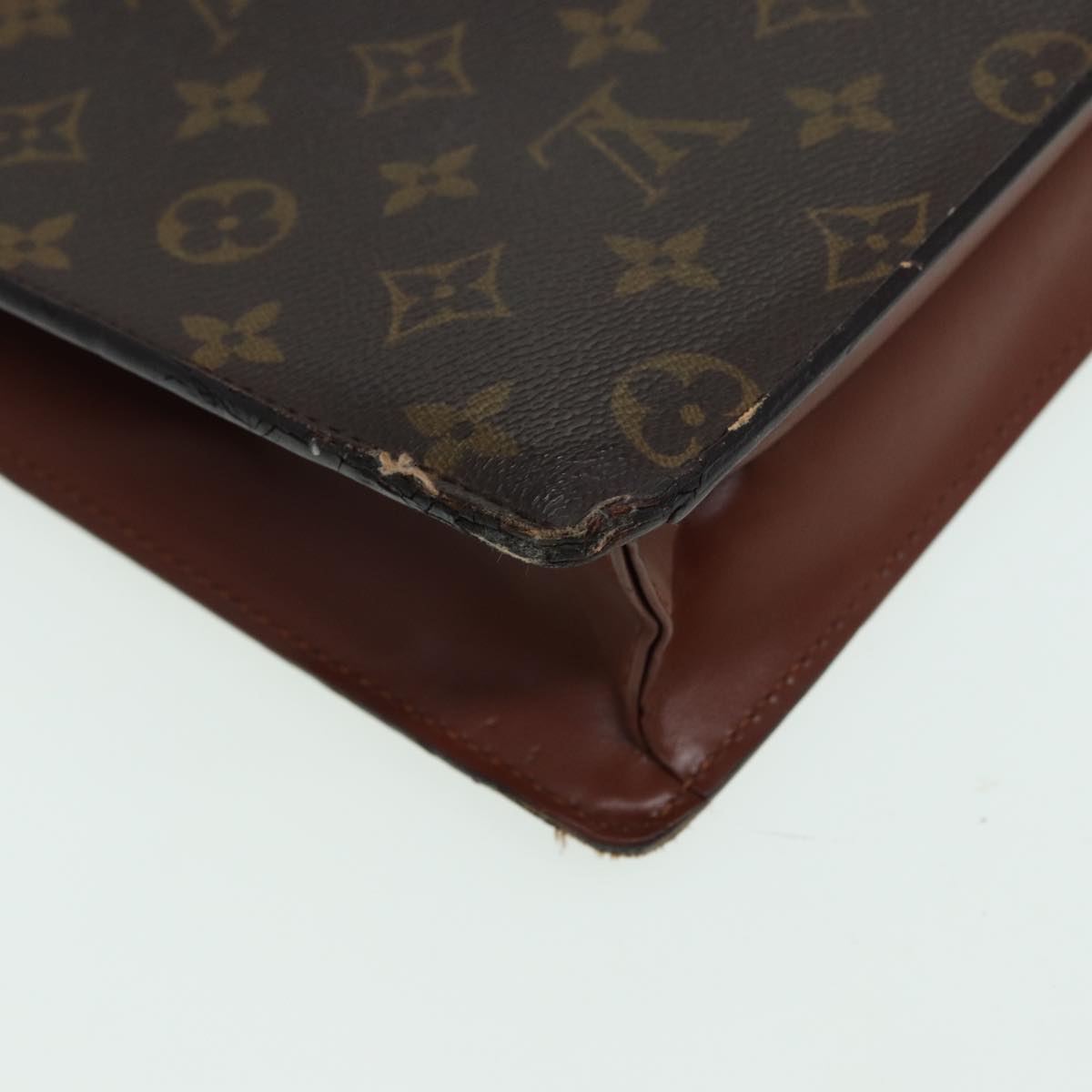 LOUIS VUITTON Monogram Porte Documents Bandouliere Bag M53338 LV Auth ar12103