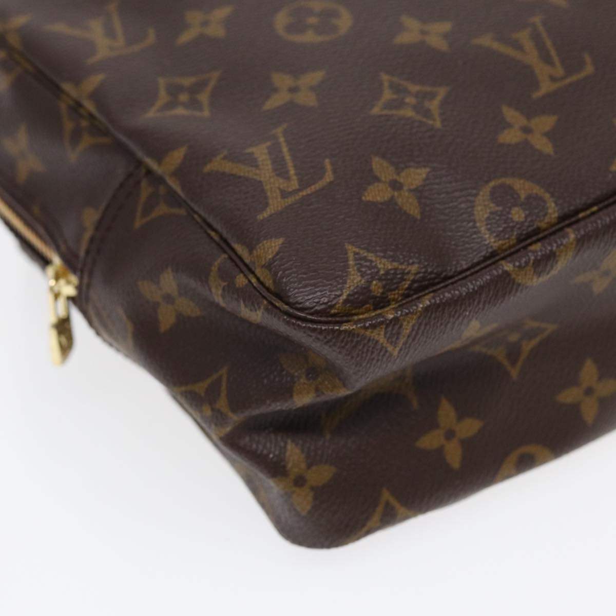 LOUIS VUITTON Monogram Trousse Toilette 28 Clutch Bag M47522 LV Auth ar12175