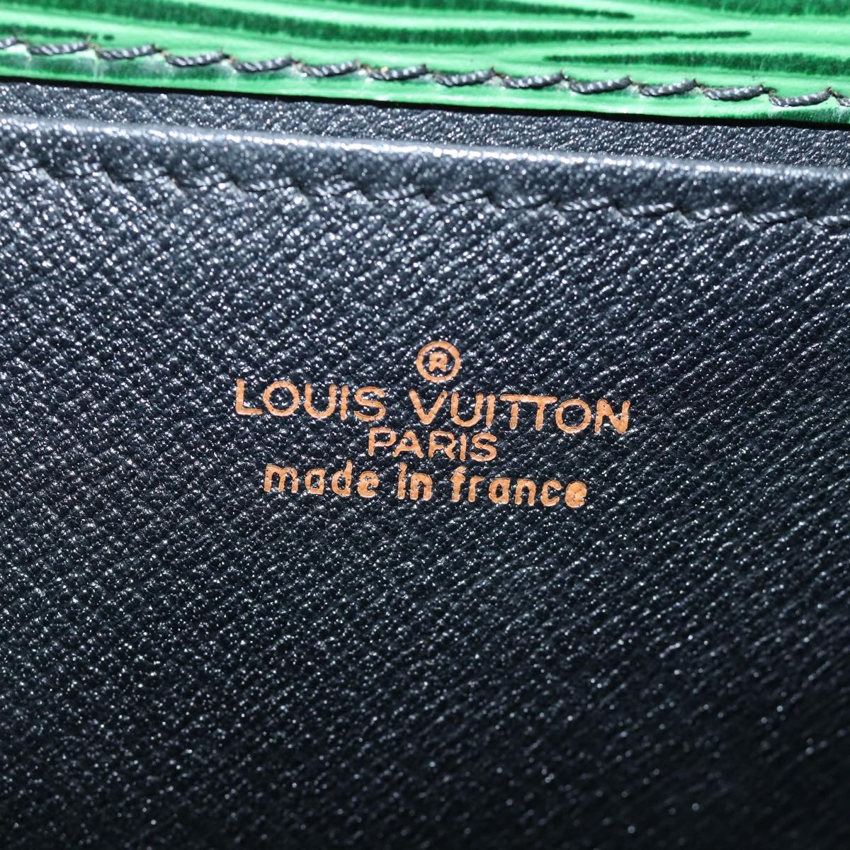 LOUIS VUITTON Epi Jena Clutch Bag Green M52724 LV Auth ar12186