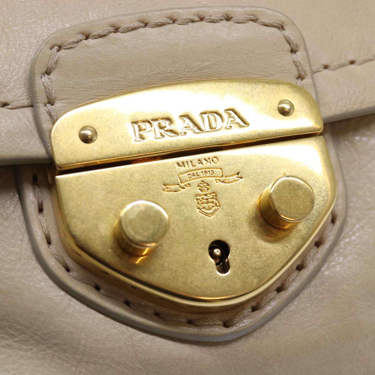 PRADA Chain Shoulder Bag Leather Beige Auth ar12197