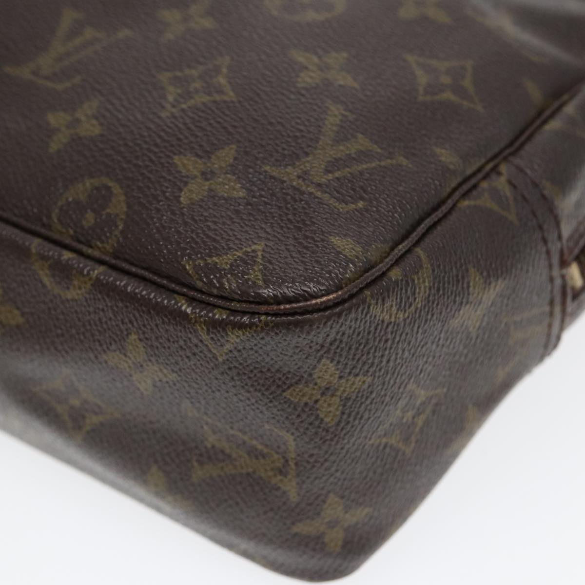 LOUIS VUITTON Monogram Trousse Toilette 28 Clutch Bag M47522 LV Auth ar12324