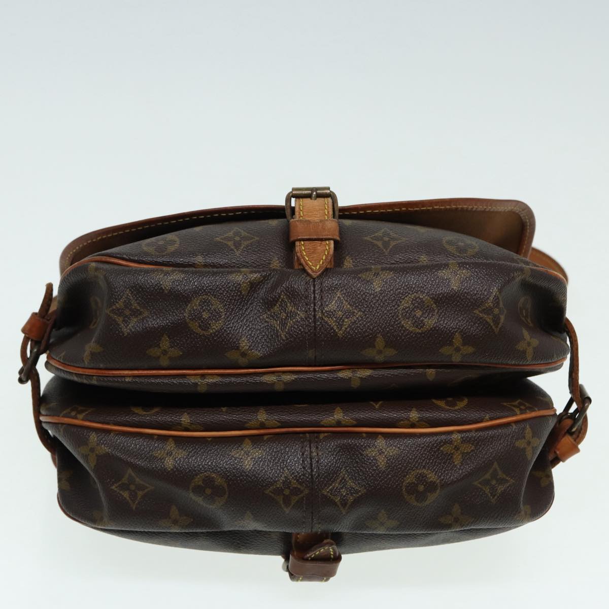 LOUIS VUITTON Monogram Saumur 30 Shoulder Bag M42256 LV Auth ar12348