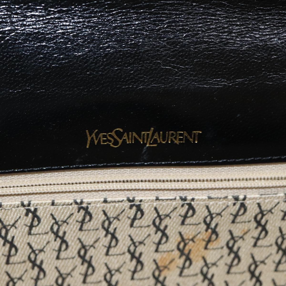 SAINT LAURENT Clutch Bag Leather Black Auth ar12403