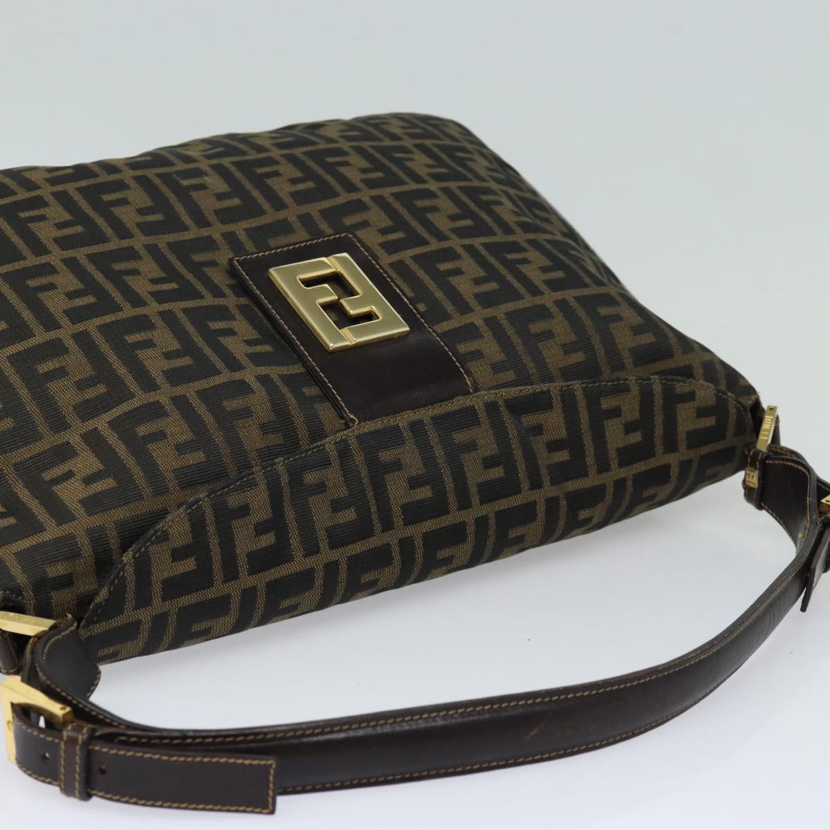 FENDI Zucca Canvas Shoulder Bag Brown Black gold Auth ar12413