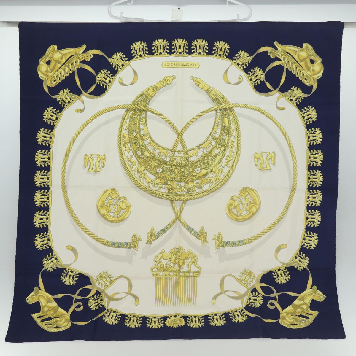 HERMES Carre 90 Scarf Silk ""LES CAVALIERS D'OR"" Navy White Auth ar12421