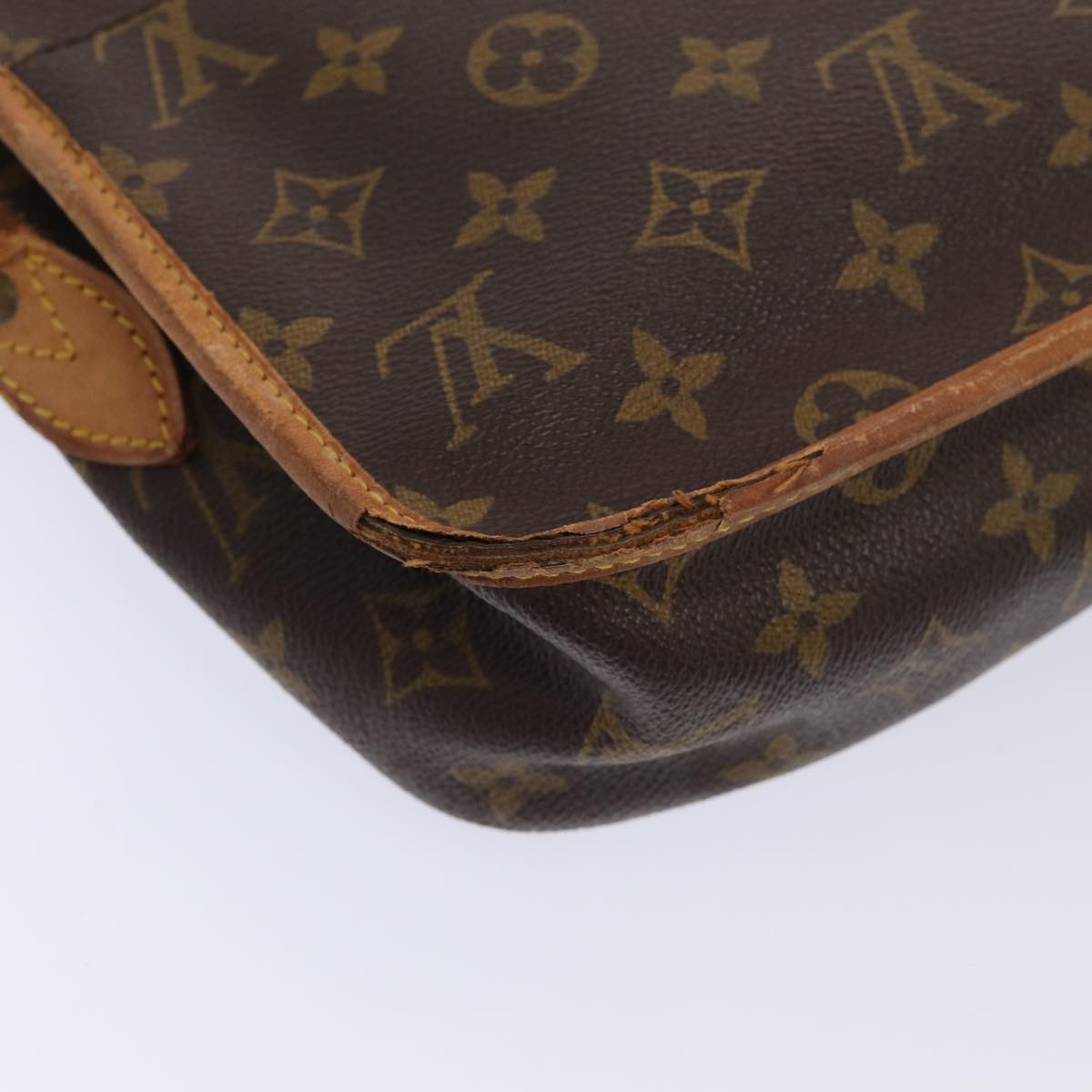 LOUIS VUITTON Monogram Gibeciere MM Shoulder Bag M42247 LV Auth ar12433