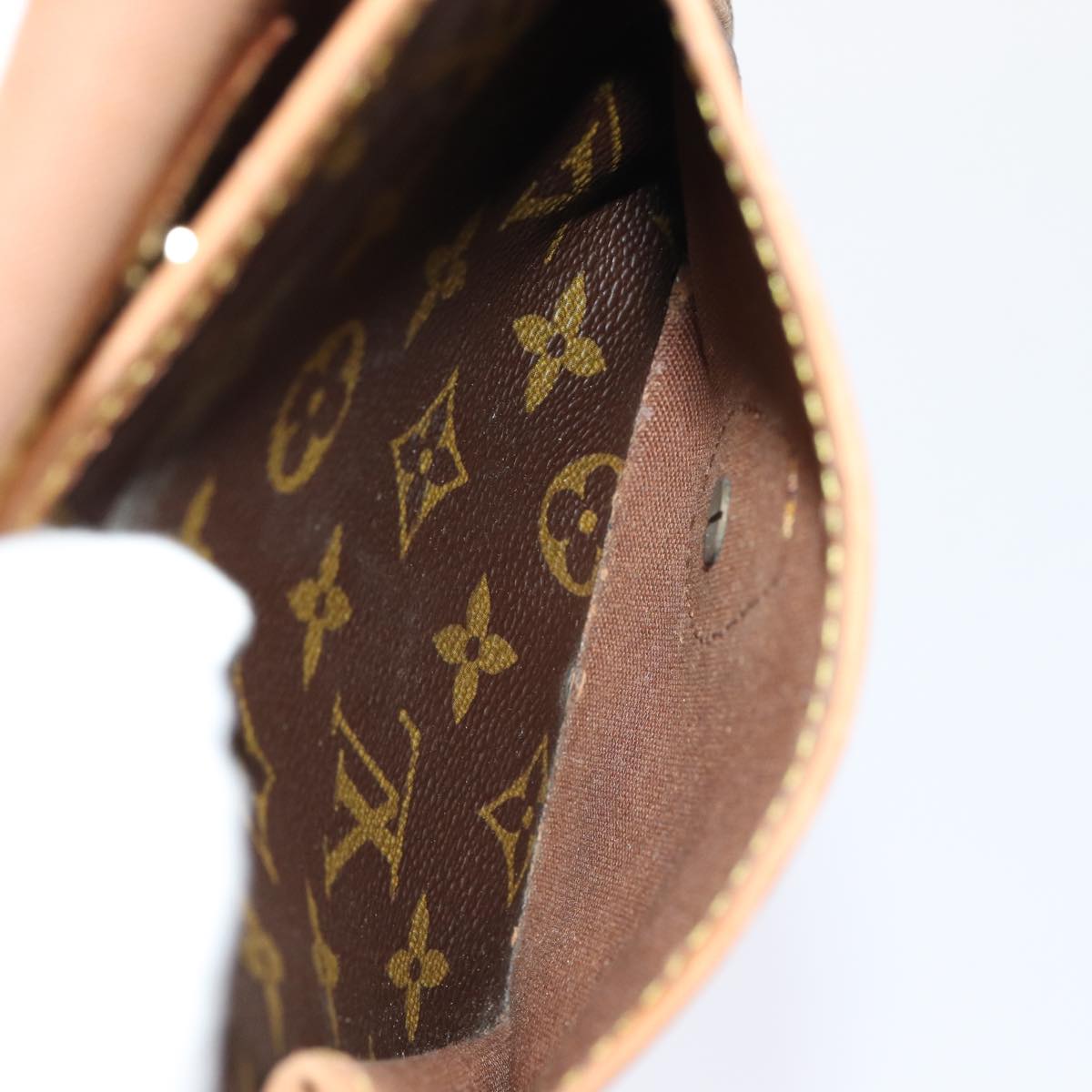 LOUIS VUITTON Monogram Gibeciere MM Shoulder Bag M42247 LV Auth ar12433