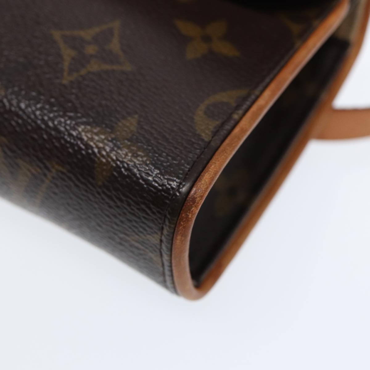 LOUIS VUITTON Monogram Pochette Florentine Waist bag M51855 LV Auth ar12499