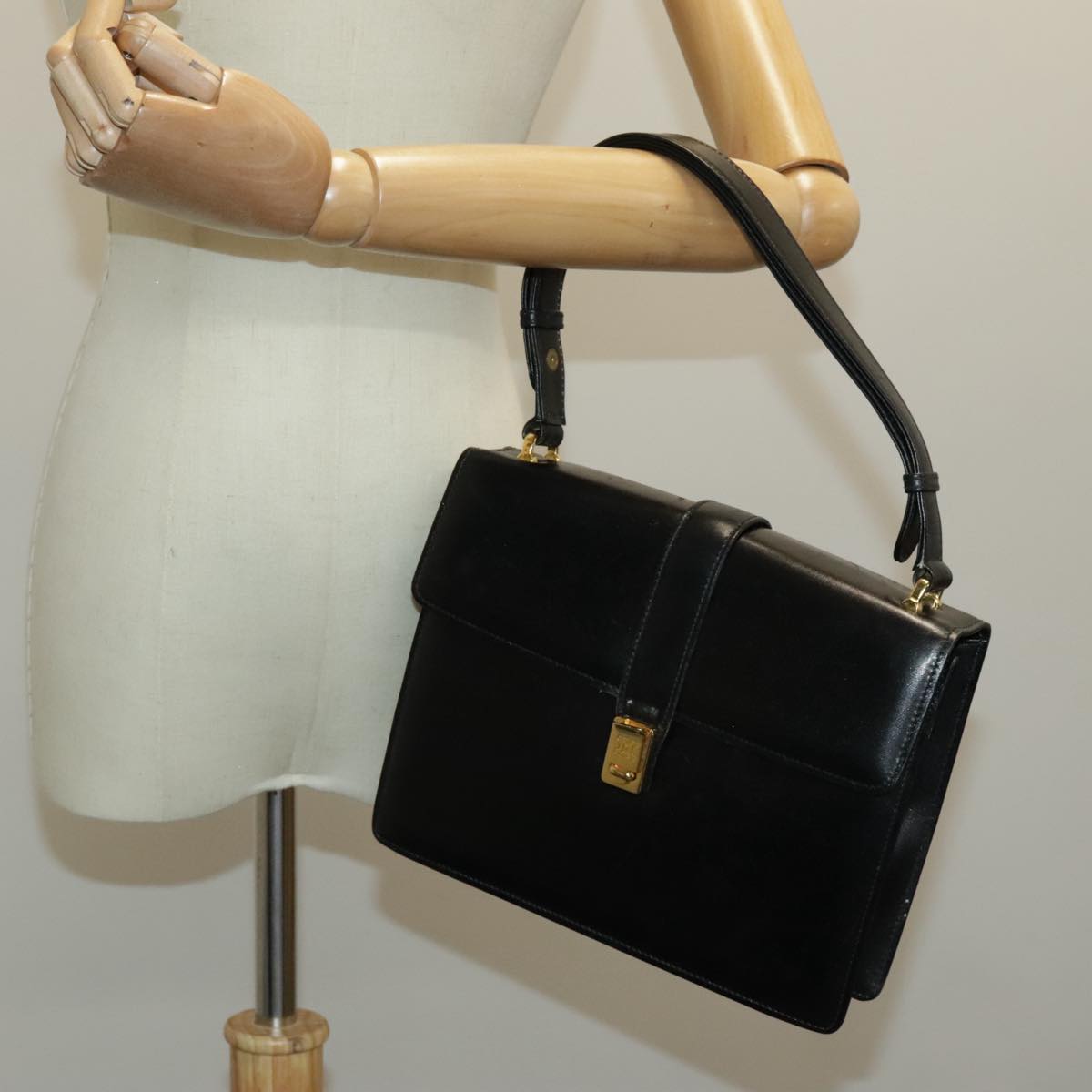 CELINE Shoulder Bag Leather Black Gold Auth ar12705