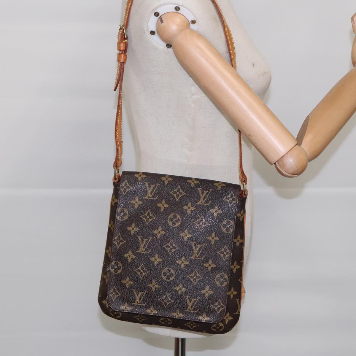 LOUIS VUITTON Monogram Musette Salsa Short Shoulder Bag M51258 LV Auth ar12717