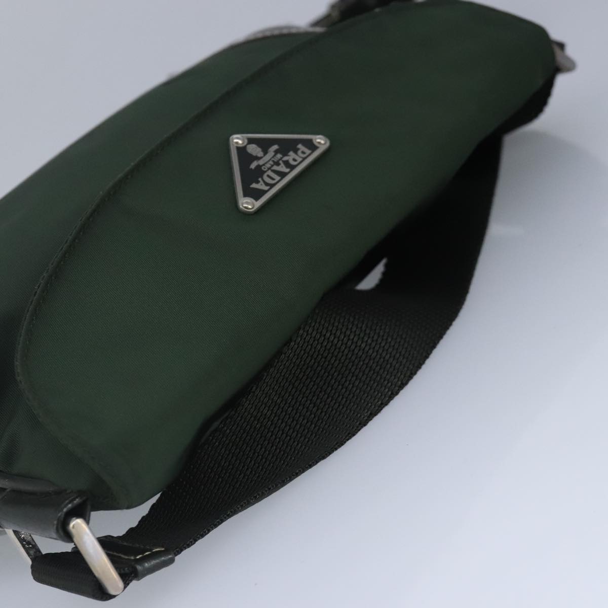 PRADA Waist bag Nylon Khaki Auth ar12739