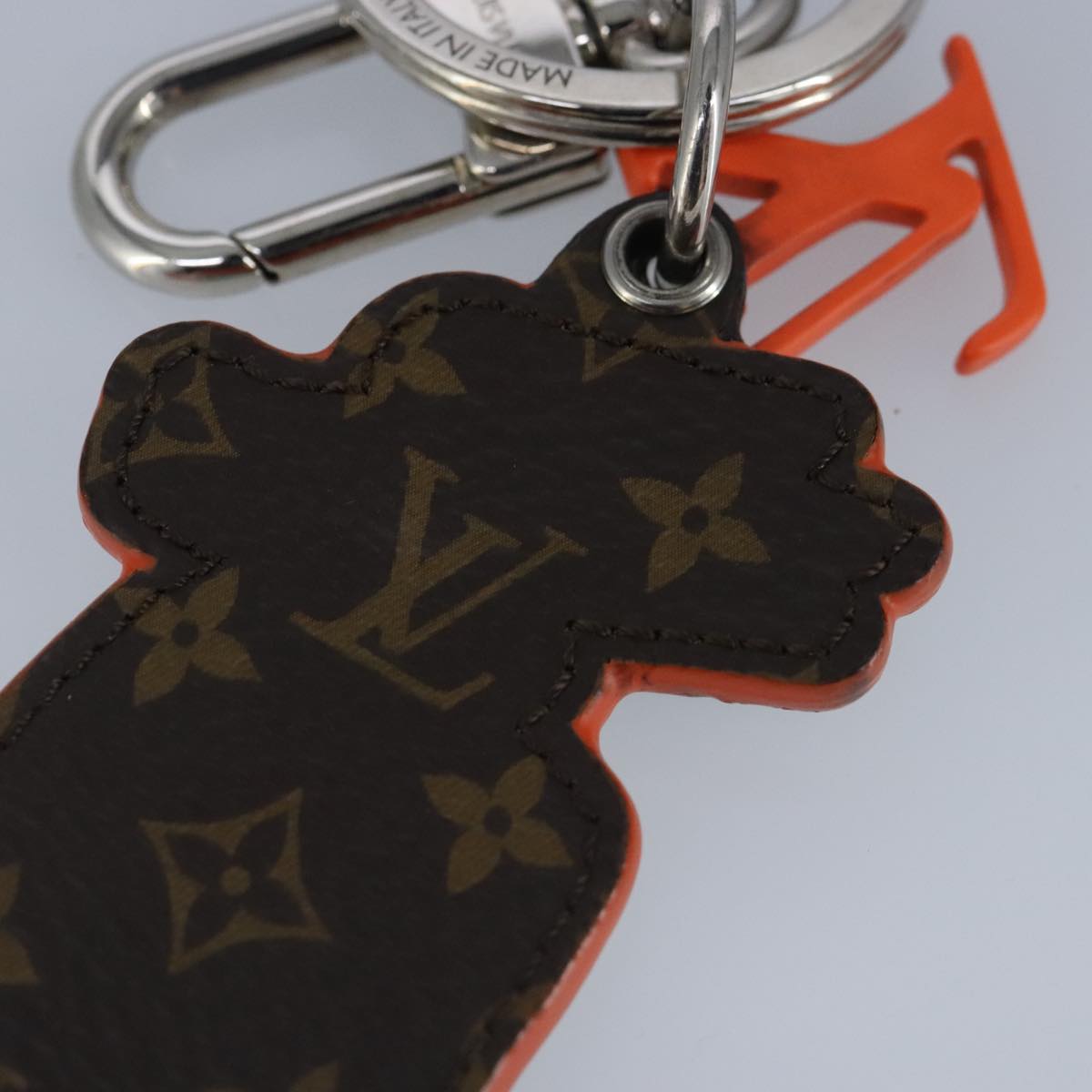 LOUIS VUITTON Monogram Porte Cles LV Wolf Key Holder MP2915 LV Auth ar12761