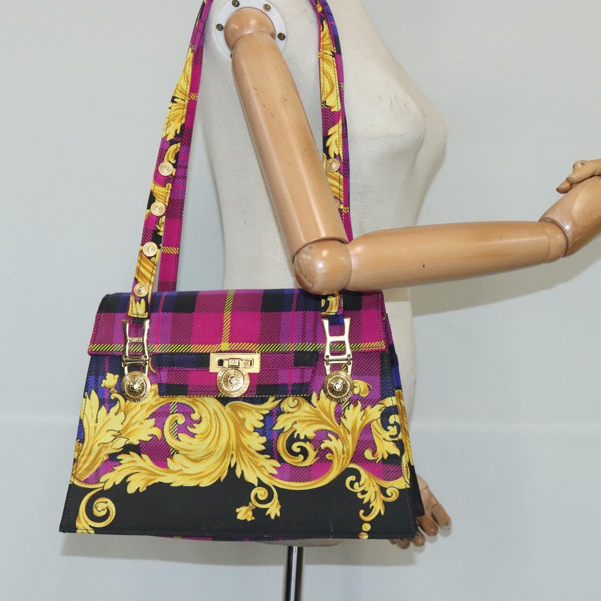 Gianni Versace Shoulder Bag Canvas Purple Yellow Auth ar12775