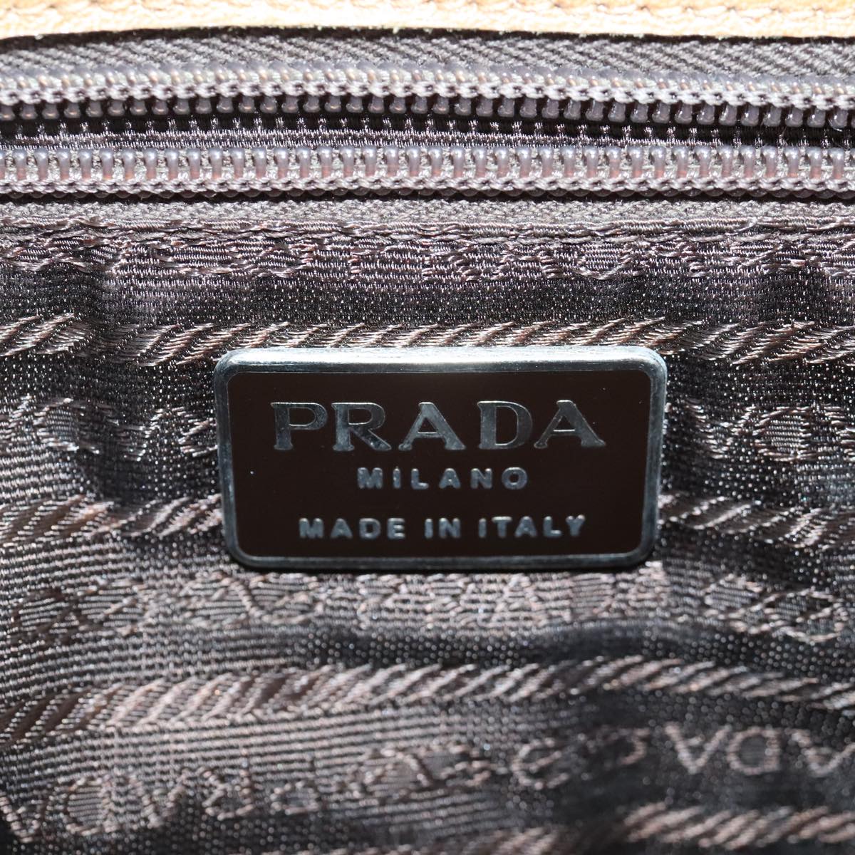 PRADA Chain Shoulder Bag Leather Beige Auth ar12783