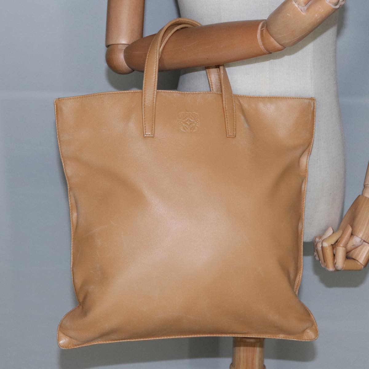 LOEWE Anagram Tote Bag Leather Beige Gold Auth ar12843