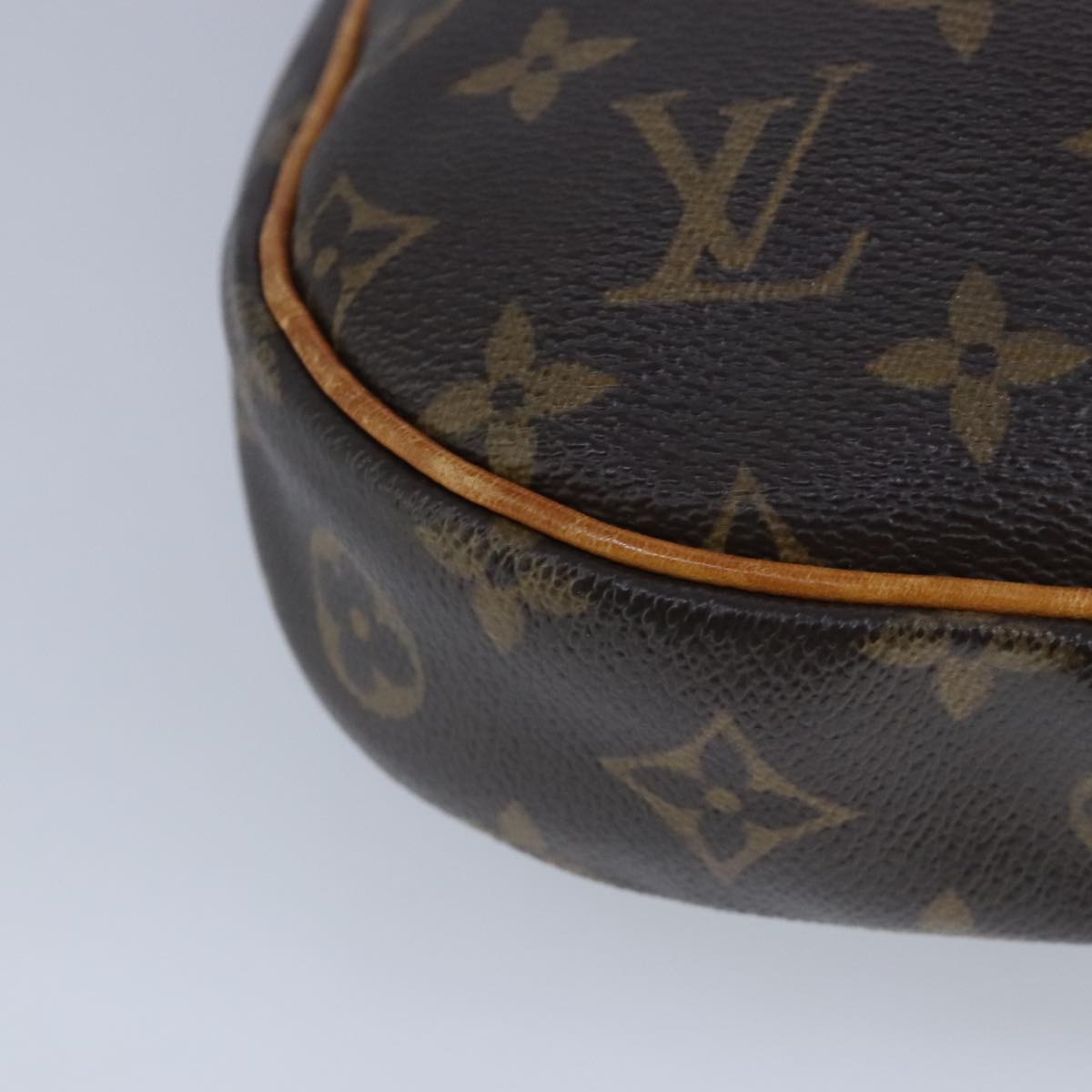 LOUIS VUITTON Monogram Odeon PM Shoulder Bag M56390 LV Auth ar12848