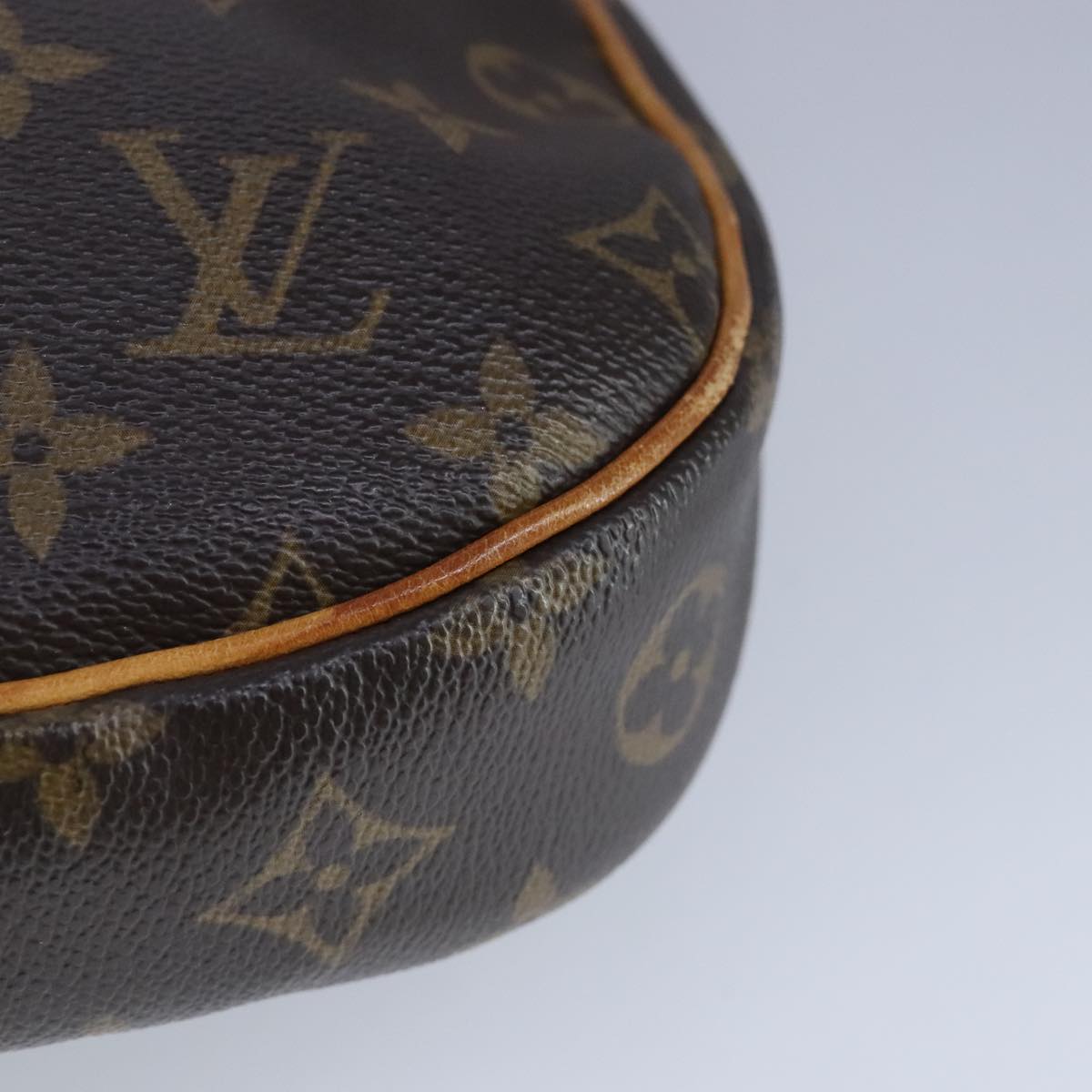 LOUIS VUITTON Monogram Odeon PM Shoulder Bag M56390 LV Auth ar12848