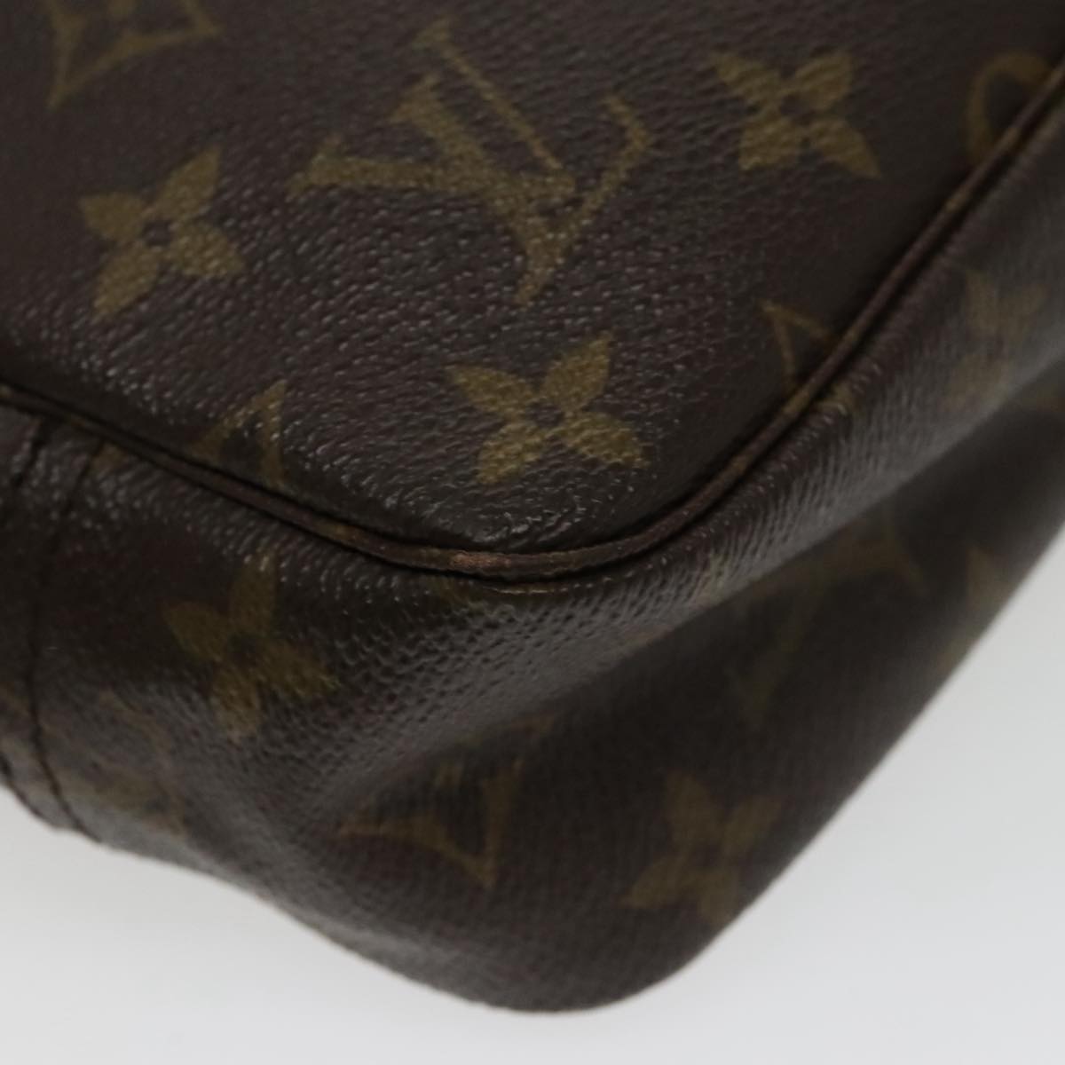 LOUIS VUITTON Monogram Trousse Toilette 23 Clutch Bag M47524 LV Auth ar12872