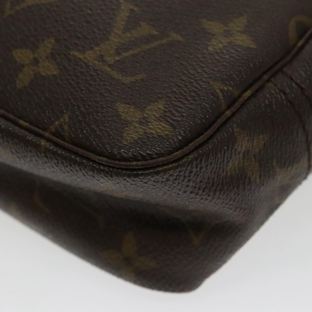 LOUIS VUITTON Monogram Trousse Toilette 23 Clutch Bag M47524 LV Auth ar12872