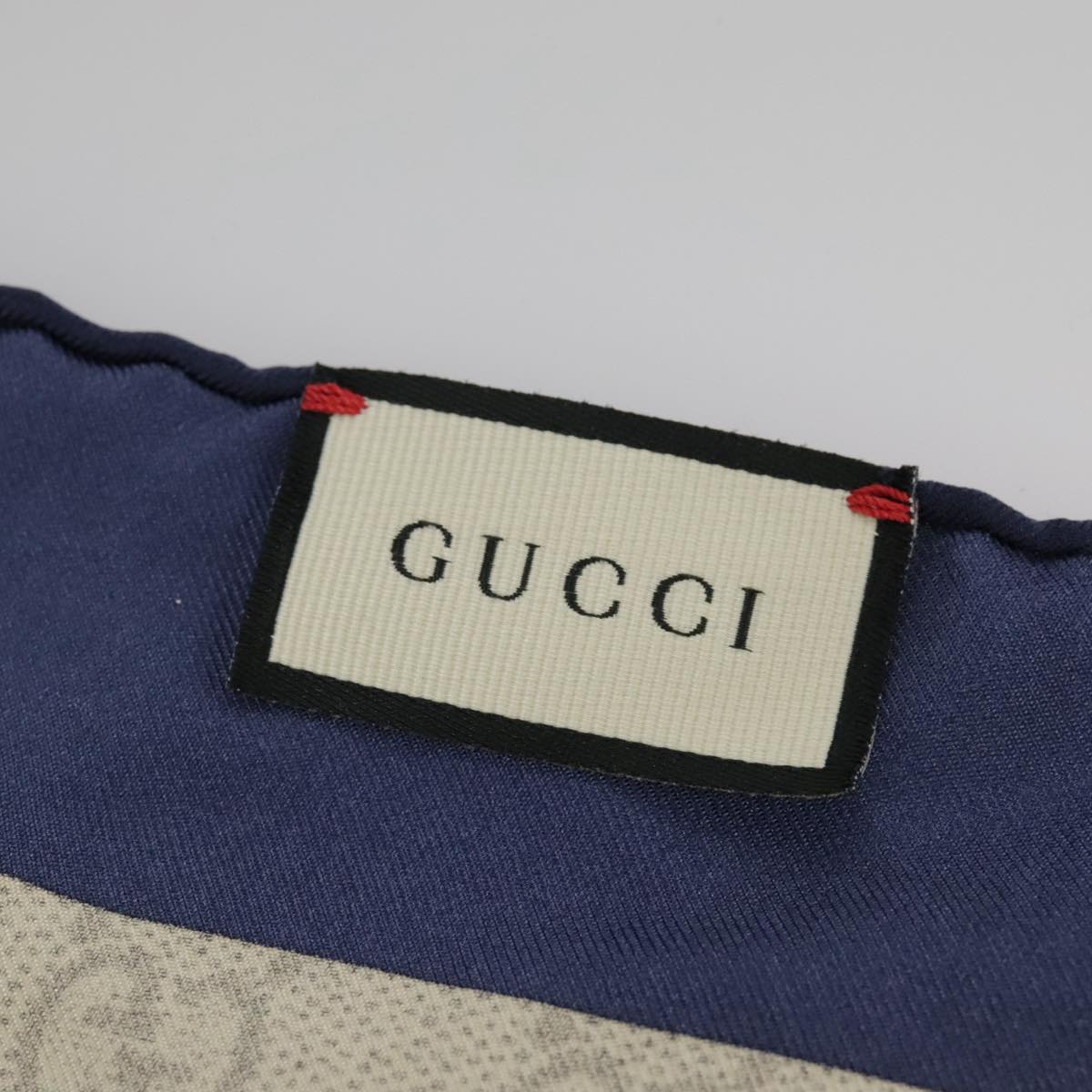 GUCCI Scarf Silk Beige Navy Auth ar12889